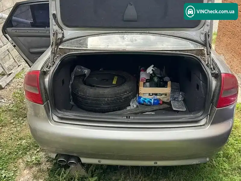 Audi A6 2002, фото з оголошення 1 з 18, VIN WAUZZZ4B52N025539