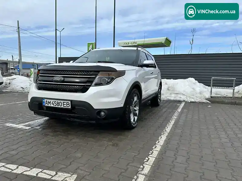 Ford Explorer 2011, фото з оголошення 2 з 18, VIN 1FMHK8F82BGA08406