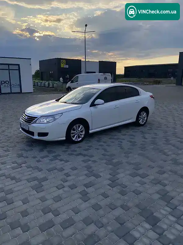 Renault Latitude 2012, фото з оголошення 2 з 20, VIN VF1ABL21AUC268173