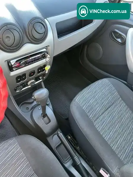 Renault Sandero 2011, фото з оголошення 1 з 14, VIN X7LBSRBYABH407347