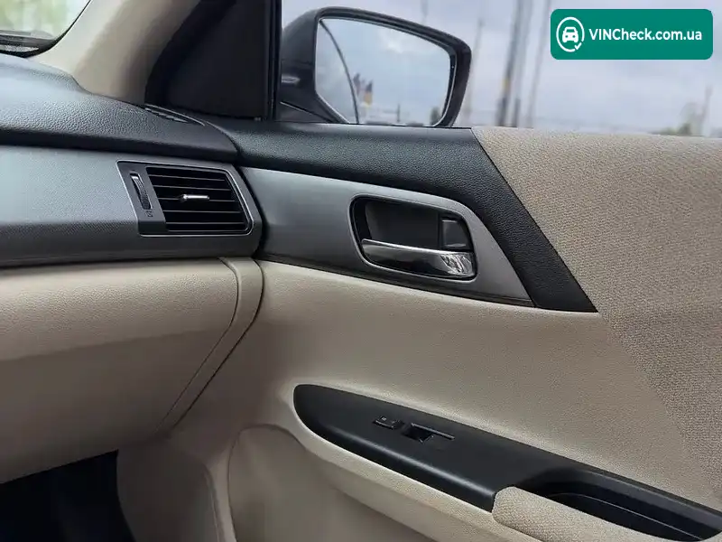 Honda Accord 2013, фото з оголошення 1 з 13, VIN 1HGCR2F36DA112108