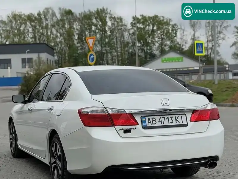 Honda Accord 2013, фото з оголошення 2 з 13, VIN 1HGCR2F36DA112108
