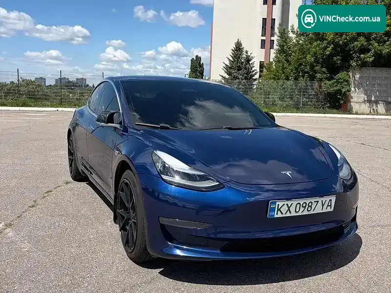 Tesla Model 3 2019, фото з оголошення 2 з 20, VIN 5YJ3E1EB1KF389962