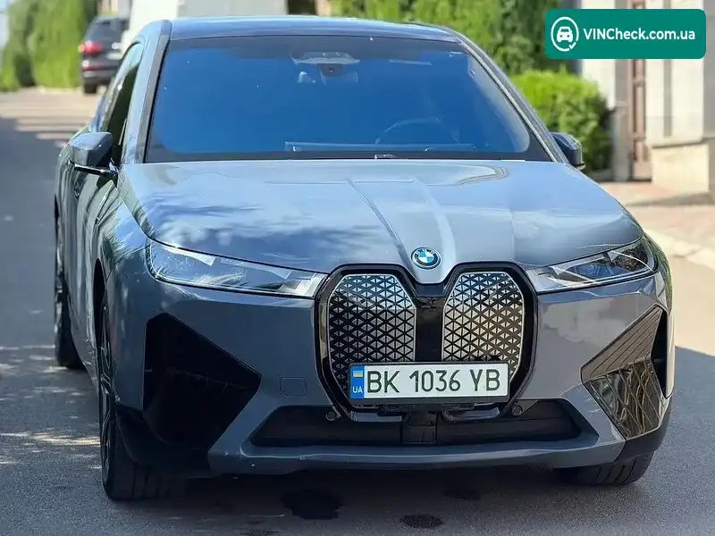 BMW iX 2023, фото з оголошення 2 з 20, VIN WB523CF0XRCN12784