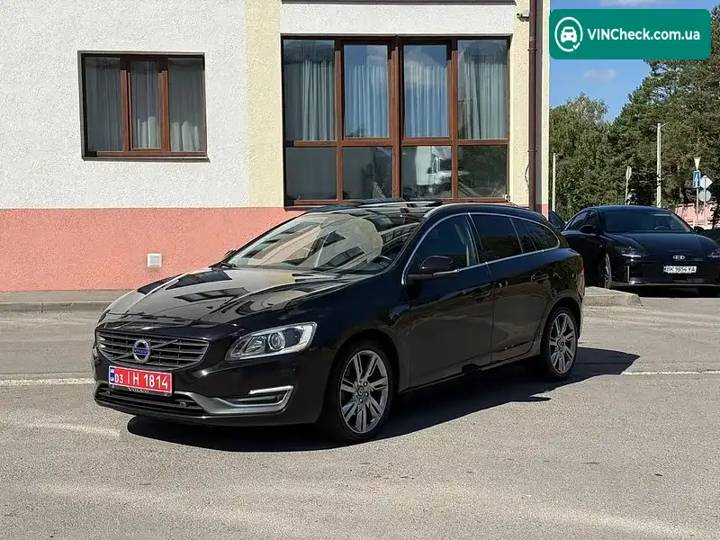 Volvo V60 2014, фото з оголошення 1 з 20, VIN YV1FW73C1E1187623