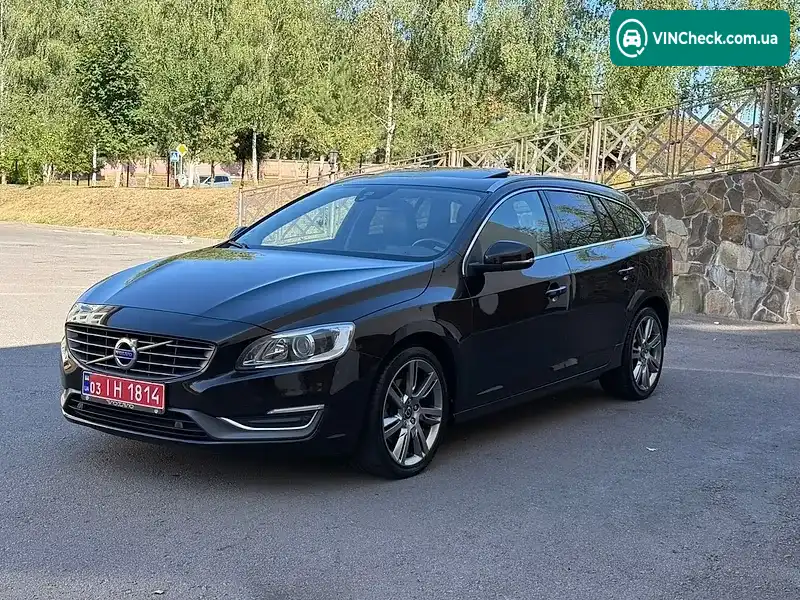 Volvo V60 2014, фото з оголошення 2 з 20, VIN YV1FW73C1E1187623