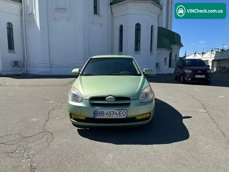 Hyundai Accent 2006, фото з оголошення 2 з 12, VIN KMHCM31CP7U018564