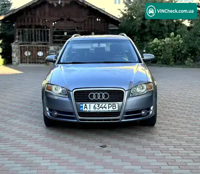 Audi A4 2004, фото з оголошення 2 з 17, VIN WAUZZZ8E35A416320