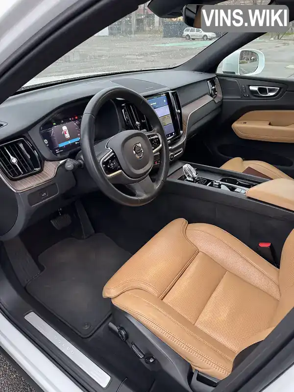 Volvo XC60 2022, фото з оголошення 2 з 20, VIN YV1UZL1V4P1238337