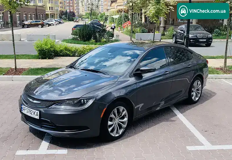 Chrysler 200 2015, фото з оголошення 2 з 21, VIN 1C3CCCBB7FN683867