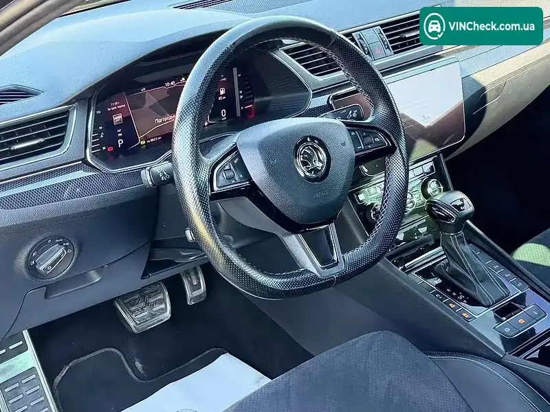 Skoda Superb 2018, фото з оголошення 2 з 20, VIN TMBCJ7NP8K7020161