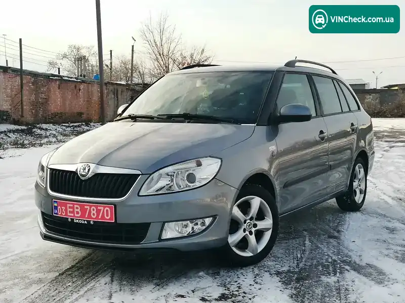 Skoda Fabia 2012, фото з оголошення 2 з 16, VIN TMDJH25J1C3076209
