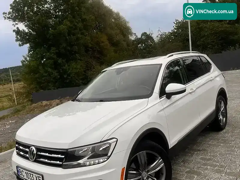 Volkswagen Tiguan 2020, фото з оголошення 1 з 14, VIN 3VV3B7AX1LM130822