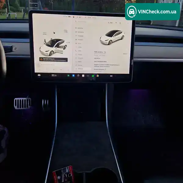 Tesla Model 3 2019, фото з оголошення 2 з 21, VIN 5YJ3E1EB3KF211616