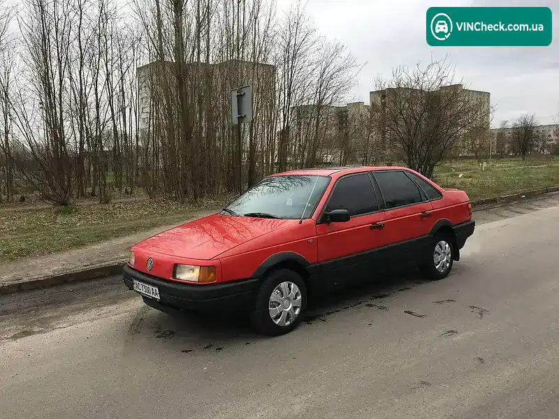 Volkswagen Passat 1990, фото з оголошення 1 з 20, VIN WVWZZZ31ZLB015656