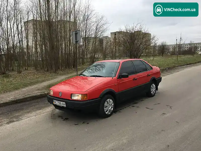 Volkswagen Passat 1990, фото з оголошення 2 з 20, VIN WVWZZZ31ZLB015656