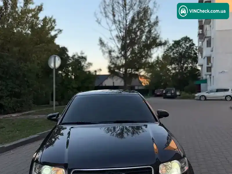 Audi A4 2000, фото з оголошення 2 з 9, VIN WAUZZZ8EZ1A003012