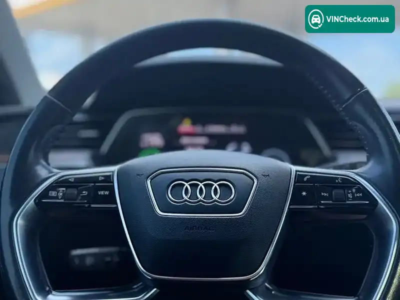 Audi e-tron 2019, фото з оголошення 1 з 12, VIN WA1VAAGE8KB009184