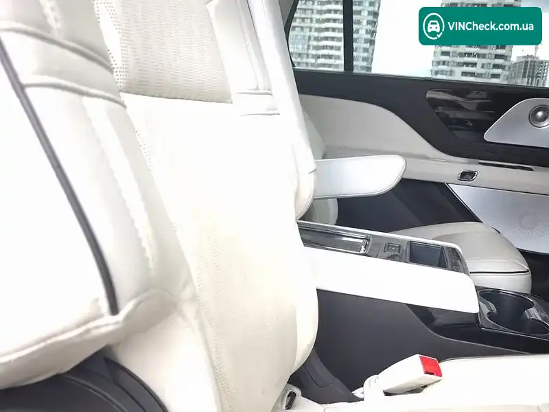 Lincoln Aviator 2020, фото з оголошення 2 з 20, VIN 5LM5J9XC2MGL06033