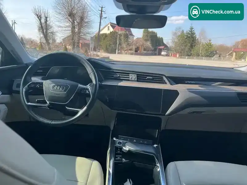 Audi e-tron 2020, фото з оголошення 1 з 11, VIN WA1AAAGE0MB010315