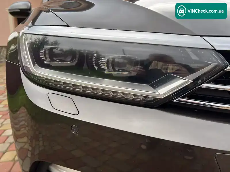 Volkswagen Passat 2016, фото з оголошення 2 з 20, VIN WVWZZZ3CZGE168264