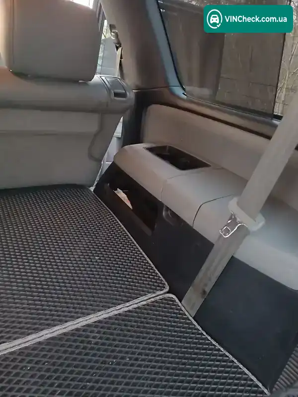 Toyota Sequoia 2016, фото з оголошення 2 з 21, VIN 5TDJW5G1XGS137730