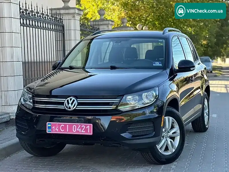 Volkswagen Tiguan 2016, фото з оголошення 2 з 20, VIN WVGBV7AX8GK000210