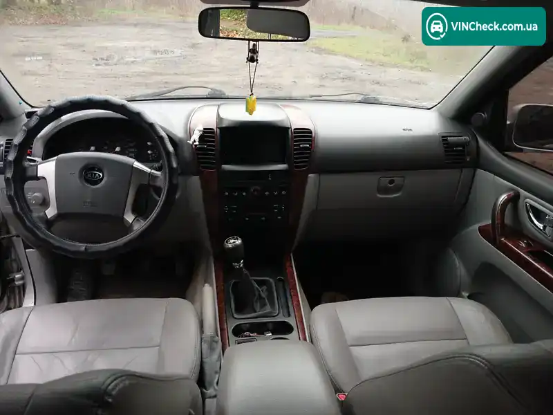 Kia Sorento 2004, фото з оголошення 1 з 8, VIN KNEJC522555380077