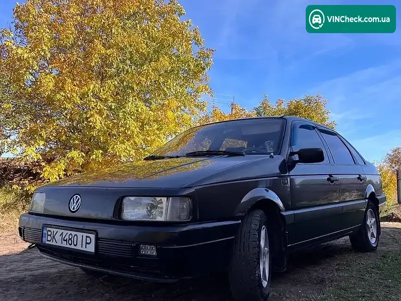 Volkswagen Passat 1989, фото з оголошення 1 з 19, VIN WVWZZZ31ZKE018690