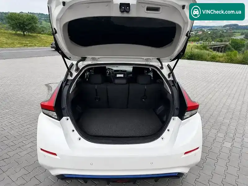 Nissan Leaf 2018, фото з оголошення 2 з 5, VIN SJNFAAZE1U0018023