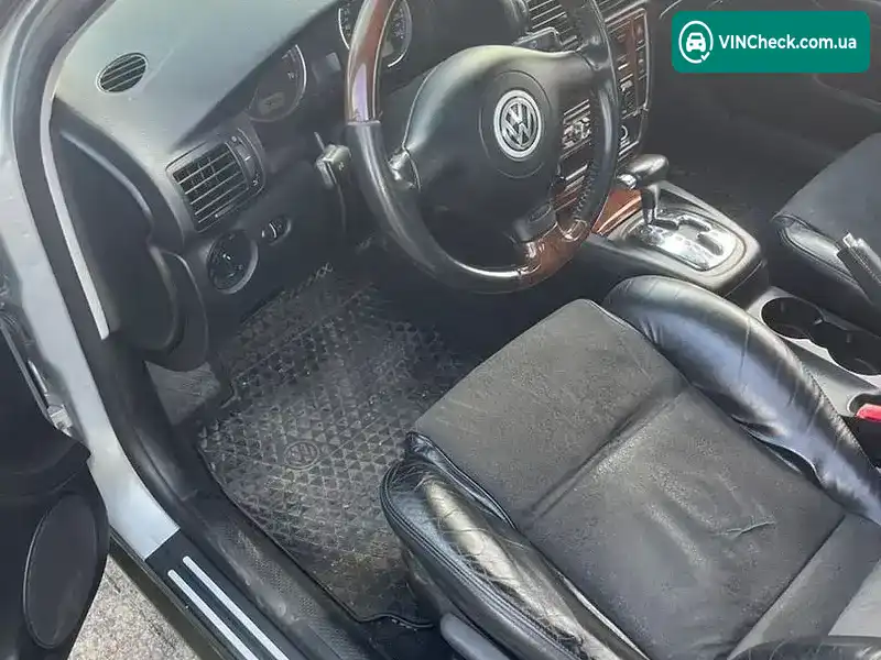 Volkswagen Passat 2002, фото з оголошення 2 з 20, VIN WVWZZZ3BZ2E400512