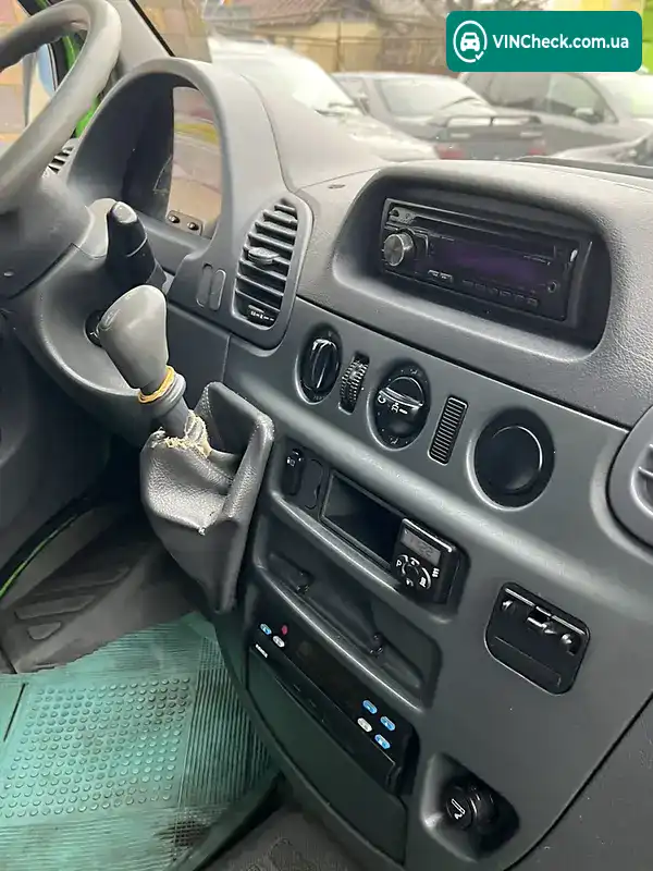 Mercedes-Benz Sprinter 2002, фото з оголошення 2 з 12, VIN WDB6013771P156927