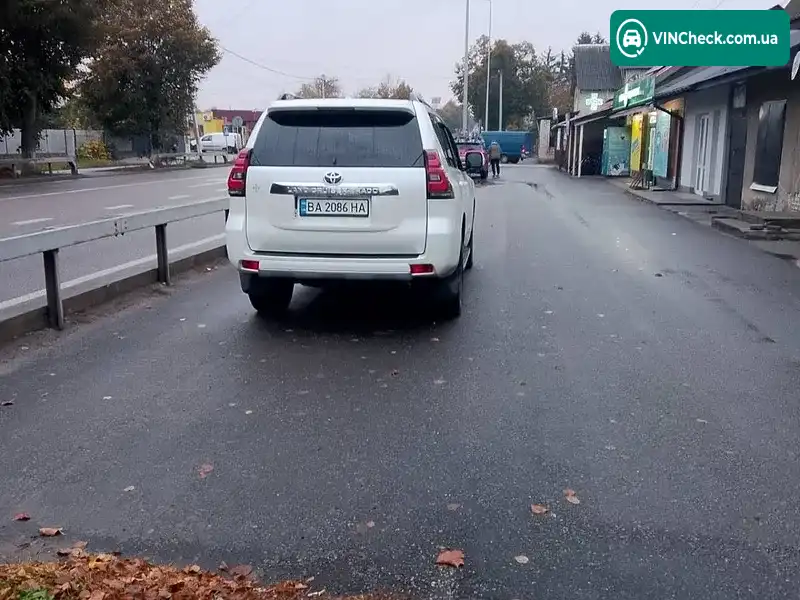 Toyota Land Cruiser Prado 2019, фото з оголошення 2 з 8, VIN JTEBR3FJ40K148572