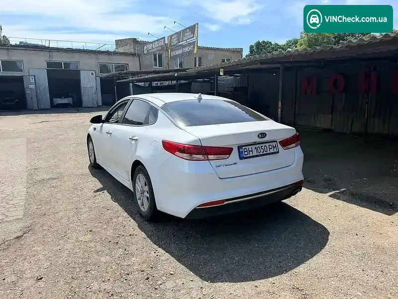 Kia Optima 2017, фото з оголошення 2 з 2, VIN 5XXGT4L34HG166325