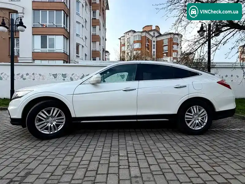 Honda Crosstour 2013, фото з оголошення 2 з 8, VIN 1HGTF3850DL510452