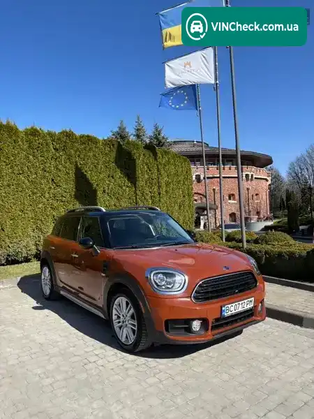 MINI Countryman 2017, фото з оголошення 2 з 21, VIN WMZYS7C3XH3B62730
