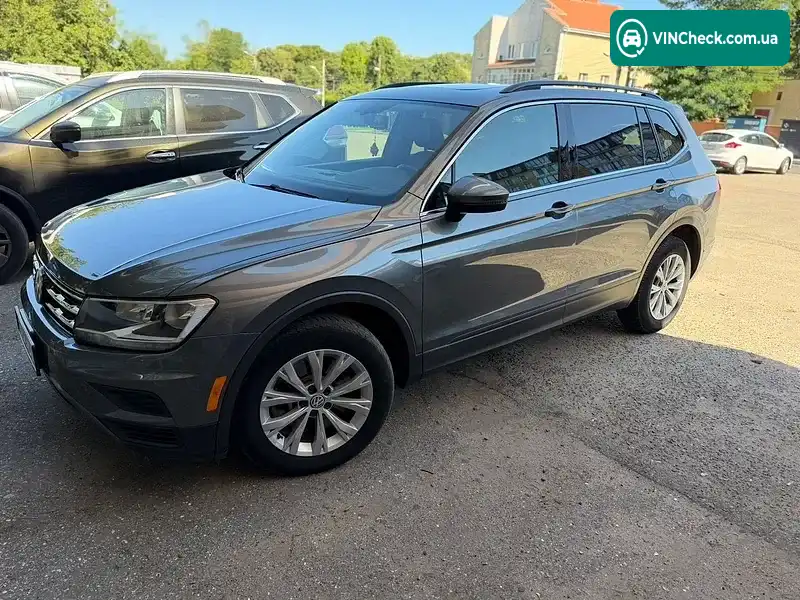 Volkswagen Tiguan 2019, фото з оголошення 2 з 20, VIN 3VV2B7AX9KM031014