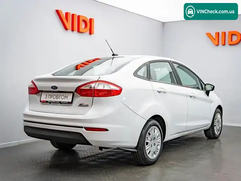 Ford Fiesta 2019, фото з оголошення 2 з 20, VIN 3FADP4AJ2KM160673