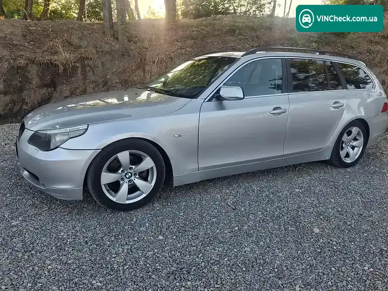 BMW 5 Series 2004, фото з оголошення 2 з 20, VIN WBANJ51070B422590