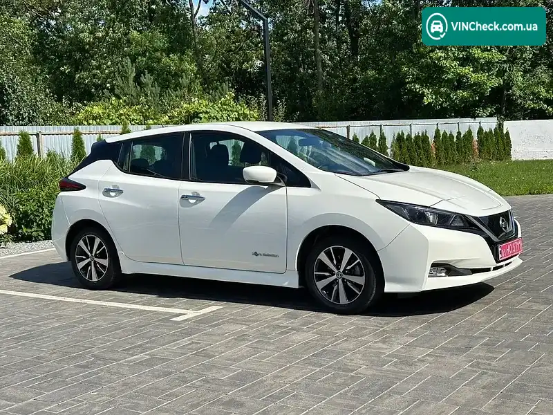 Nissan Leaf 2019, фото з оголошення 2 з 20, VIN SJNFAAZE1U0037668