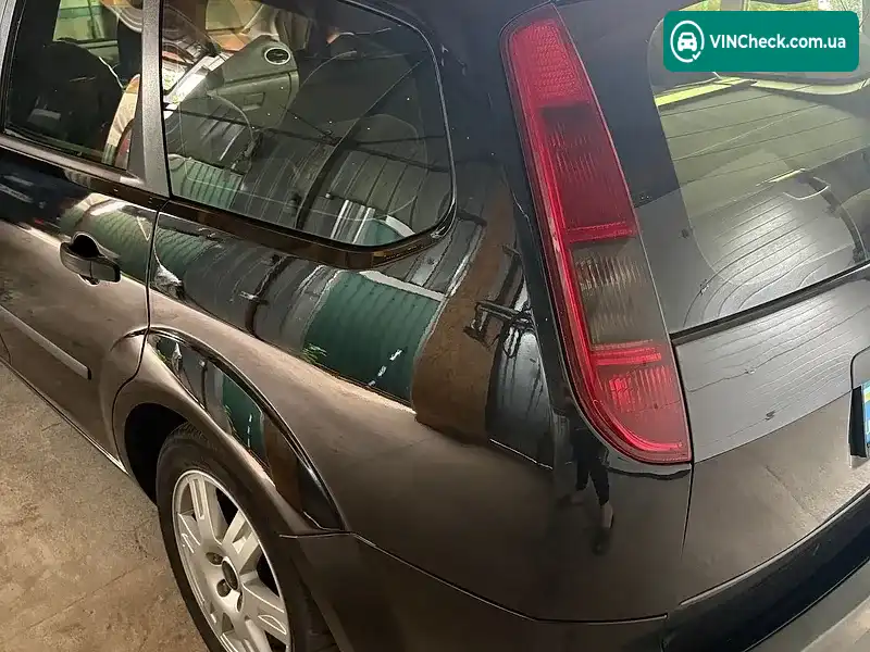 Ford Focus 2006, фото з оголошення 2 з 10, VIN WF0WXXGSDW6U00536