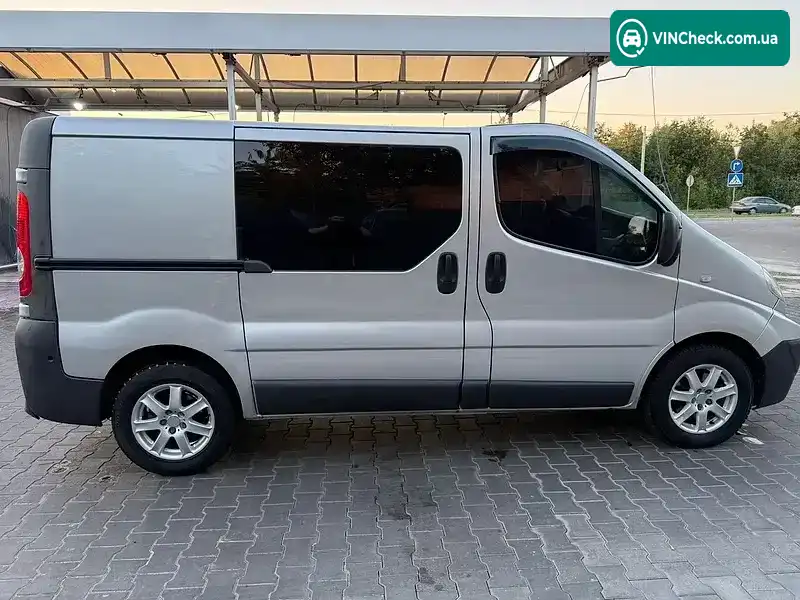 Renault Trafic 2011, фото з оголошення 2 з 20, VIN VF1FLAMA6BY410589