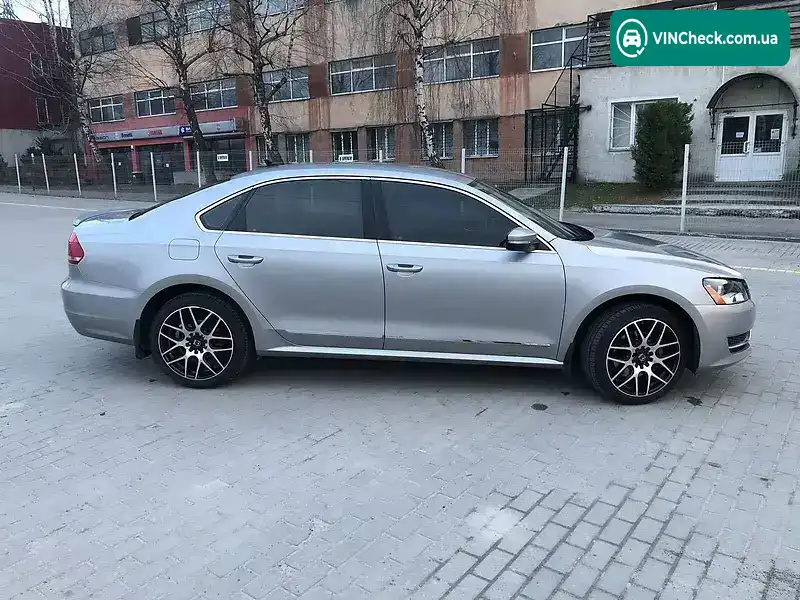 Volkswagen Passat 2013, фото з оголошення 2 з 20, VIN 1VWBP7A32EC002079