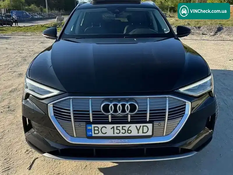 Audi e-tron 2019, фото з оголошення 2 з 20, VIN WAUZZZGE8LB006816