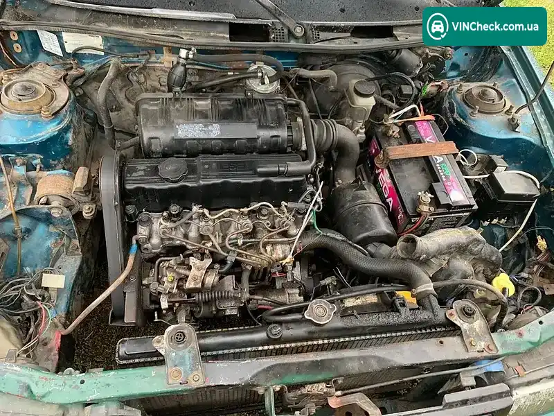 Mazda 323 1992, фото з оголошення 2 з 5, VIN JMZBG129200700512