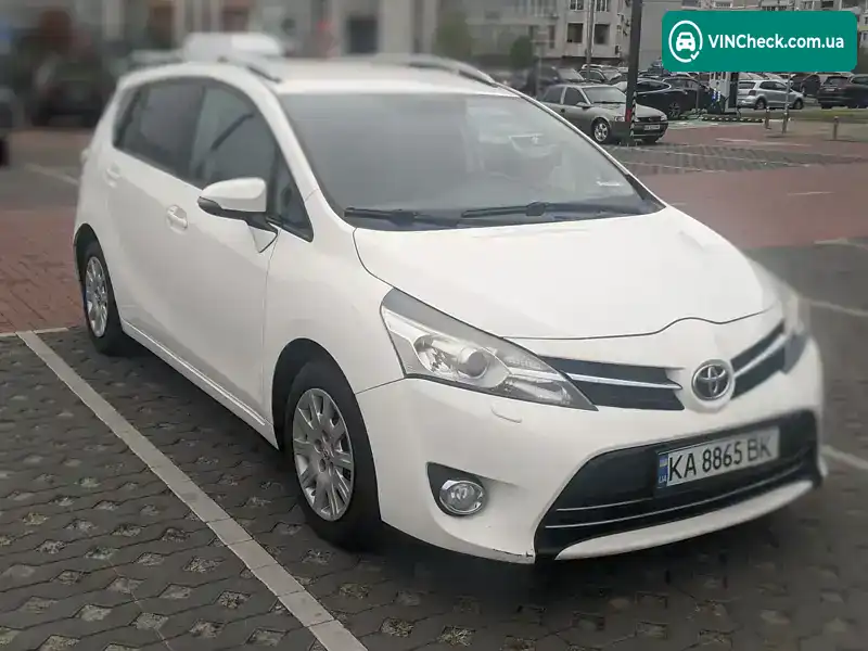 Toyota Verso 2015, фото з оголошення 2 з 17, VIN NMTDM26R50R034874