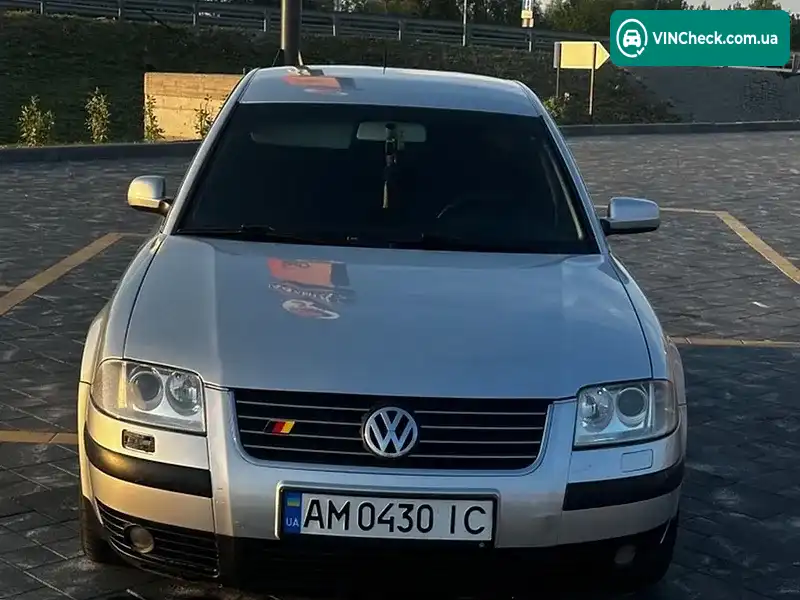 Volkswagen Passat 2000, фото з оголошення 1 з 20, VIN WVWZZZ3BZ1E116471