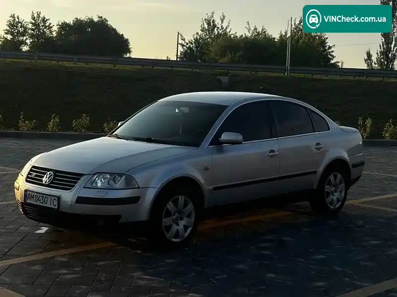 Volkswagen Passat 2000, фото з оголошення 2 з 20, VIN WVWZZZ3BZ1E116471