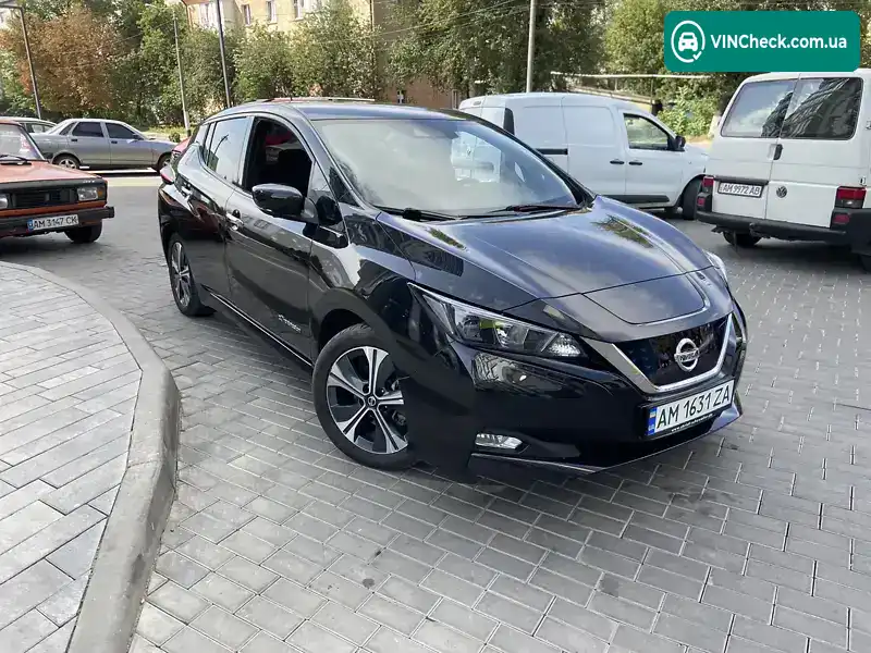 Nissan Leaf 2018, фото з оголошення 2 з 17, VIN SJNFAAZE1U0013061