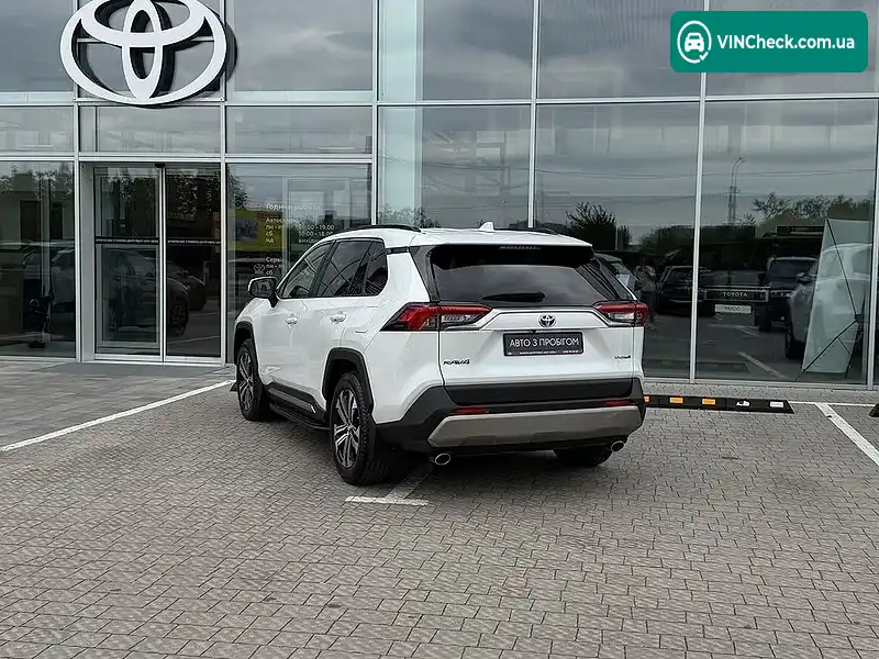 Toyota RAV4 2023, фото з оголошення 2 з 19, VIN JTMR03FV30J056519